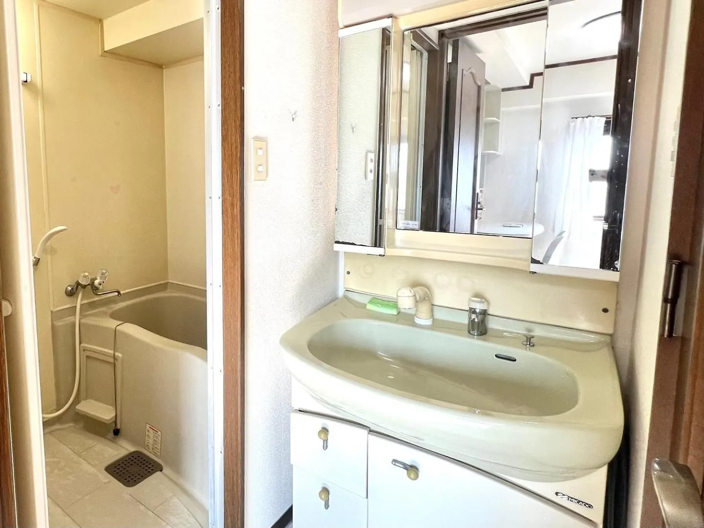 5人可能 なんば駅 一駅 地下鉄駅 2分 Royal804 Apartment Osaka
